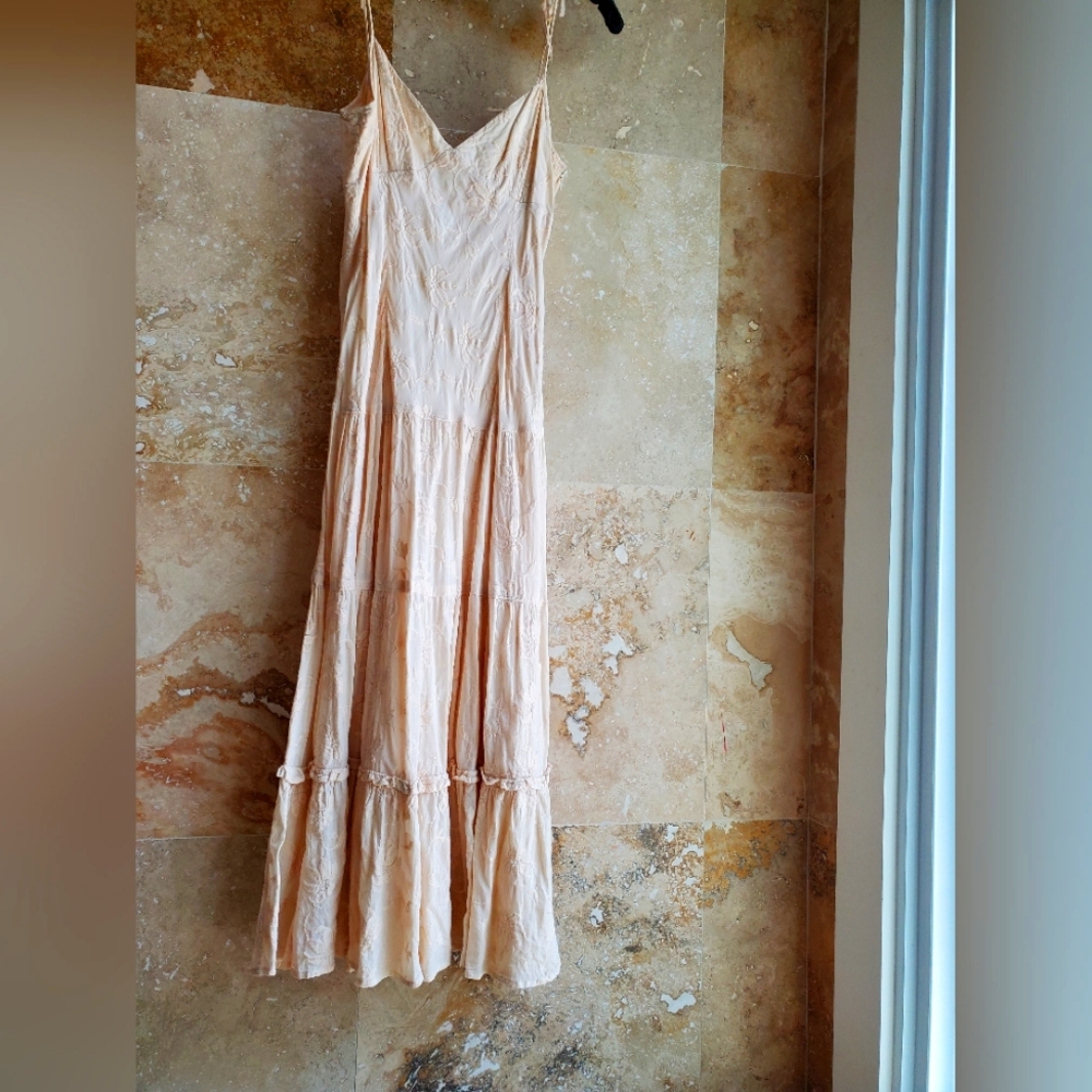 Banana Republic Cream Embroidery Cotton lined Layered Dress